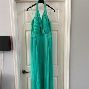Jessica Simpson long dress